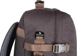 CabinZero Rugzak Classic 44 L Black Sand - 51x37x20 Cm 7 CabinZero Rugzak Classic 44 L Black Sand - 51x37x20 Cm -Kantoor Artikelen product 1023333