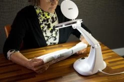 Fysic Tafel Loeplamp Met Led Verlichting Vergrootglas Van 10 Cm, 5 Dioptrie -Kantoor Artikelen product 807716