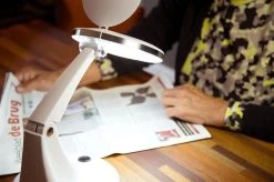 Fysic Tafel Loeplamp Met Led Verlichting Vergrootglas Van 10 Cm, 5 Dioptrie -Kantoor Artikelen product 807717