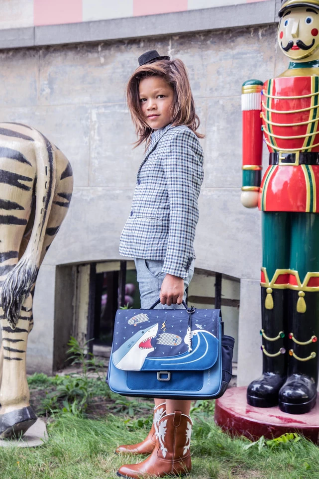 Jeune Premier Boekentas It Bag Mini 9 L Sharkie - 32x26.5x10 Cm 2 Jeune Premier Boekentas It Bag Mini 9 L Sharkie - 32x26.5x10 Cm - Afbeelding 2