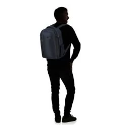 Samsonite Laptop Rugzak Roader 24 L Dark Blue - 33x43x23 Cm 15 Samsonite Laptop Rugzak Roader 24 L Dark Blue - 33x43x23 Cm -Kantoor Artikelen product 934696